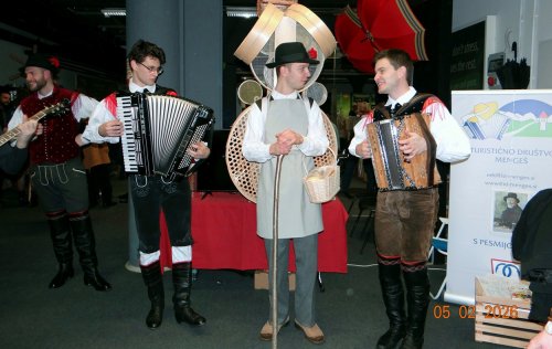 04 Ribencan na obisku.jpg